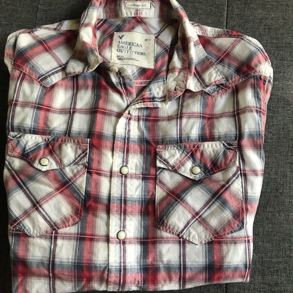 American Eagle Men’s Button Up
